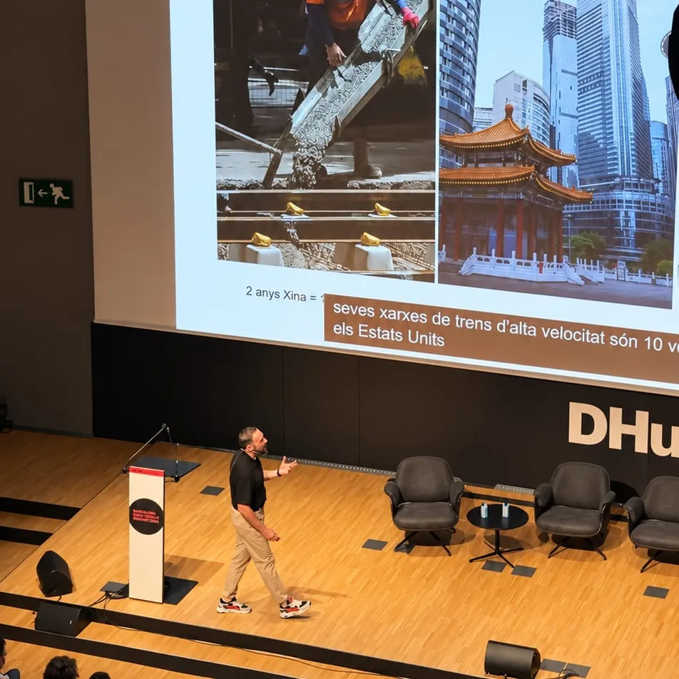 One of the talks at the DHub